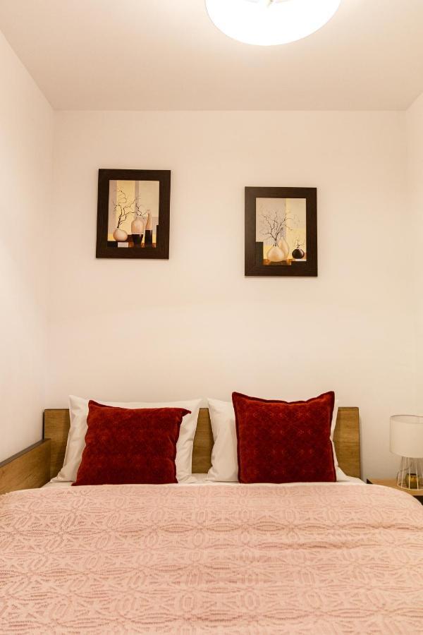 Aries Postavarului Apartment *